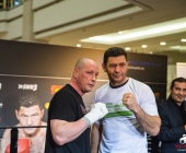 hueck-vs-krasniqi-pressetraining-13-11-2013-charety-boxen_-0103