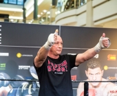 hueck-vs-krasniqi-pressetraining-13-11-2013-charety-boxen_-0106