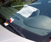 Rentnerunfall erst Fahrzeug angefahren dann unkontrolliert 50m weiter in den Vorgarten