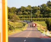 2 Unfälle auf 200m Strecke: Streifenwagen crasht frontal mit Blaulicht in den Gegenverkehr - Mehrere Verletzte