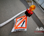 Landwirt sieht Jungen mit Fahrrad an seinen Strohballen - kurze Zeit später brennen 100 Ballen