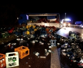 20140210_schwerer-unfall-a81-2-pkw-1-lkw-beteiligt-kinder-eingeklemmt-200