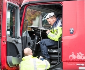 LKW kracht ungebremst in Stauende - mehrere zum Teil Schwerverletzte
