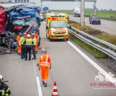 LKW kracht ungebremst in Stauende - mehrere zum Teil Schwerverletzte