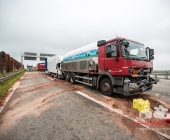 LKW kracht ungebremst in Stauende - mehrere zum Teil Schwerverletzte