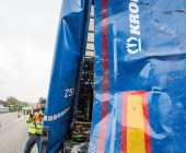LKW kracht ungebremst in Stauende - mehrere zum Teil Schwerverletzte