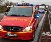 Medizinischer Notfall LKW fährt über alle Spuren kracht in Mittelleitplanke - zum Glück keine weiteren Beteiligte