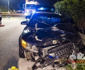 Fahrerin donnert in Seite eines quer stehenden Wagen auf der Autobahn - mehrere Schwerverletzte
