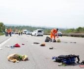 LKW verursacht schwerer Unfall auf der Autobahn 5 Verletzte ein Kind schwerstverletzt