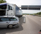 LKW verursacht schwerer Unfall auf der Autobahn 5 Verletzte ein Kind schwerstverletzt