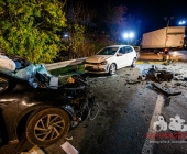 Mehrere PKW krachen in LKW - eingeklemmte und schwerverletzte Personen
