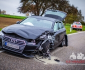 Schwerer Unfall auf der L1107 Person eingeklemmt - Feuerwehr Notarzt Einsatz