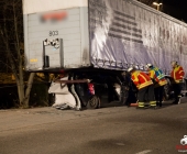 schwerer-unfall-kornwestheim-westrandstrasse-10-12-2013_0009