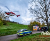 Kutschenunfall: Fahrlehrer und Schülerin einer Kutschenfahrschule verunfallen schwer auf freiem Feld – Rettungshubschrauber-Notarzteinsatz