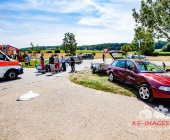 Oldtimer die Vorfahrt genommen - Trabbi-Fahrer aus Windschutzscheibe geschleudert - Rettungshubschrauber im Einsatz