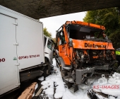 LKW krachen frontal ineinander - Aufprall so heftig das ein Fahrer verstirbt