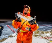 Übung Wasserrettung Person in Eis eingebrochen