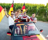 Herzenssache - WM-Auto soll kranken Kindern helfen - Ehrenamtliche Aktion fÃ¼r "Ein Herz fÃ¼r Kinder"