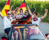 Herzenssache - WM-Auto soll kranken Kindern helfen - Ehrenamtliche Aktion fÃ¼r "Ein Herz fÃ¼r Kinder"