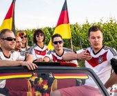 Herzenssache - WM-Auto soll kranken Kindern helfen - Ehrenamtliche Aktion fÃ¼r "Ein Herz fÃ¼r Kinder"