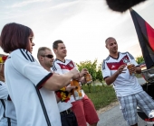 Herzenssache - WM-Auto soll kranken Kindern helfen - Ehrenamtliche Aktion fÃ¼r "Ein Herz fÃ¼r Kinder"