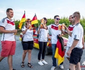 Herzenssache - WM-Auto soll kranken Kindern helfen - Ehrenamtliche Aktion fÃ¼r "Ein Herz fÃ¼r Kinder"