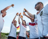 Herzenssache - WM-Auto soll kranken Kindern helfen - Ehrenamtliche Aktion fÃ¼r "Ein Herz fÃ¼r Kinder"