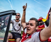 Herzenssache - WM-Auto soll kranken Kindern helfen - Ehrenamtliche Aktion fÃ¼r "Ein Herz fÃ¼r Kinder"