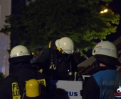 Wohnung ausgebrannt in Mehrfamilienhaus